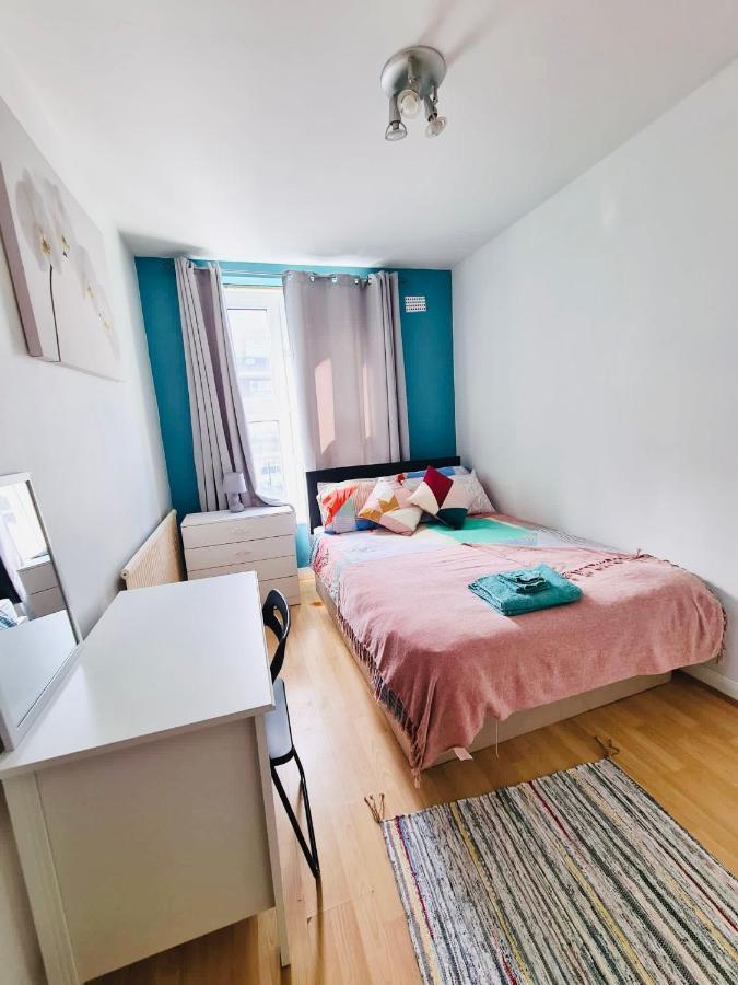 Stunning 3 Bedroom Flat In Stockwell ลอนดอน ภายนอก รูปภาพ