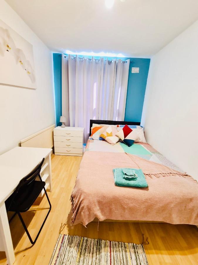 Stunning 3 Bedroom Flat In Stockwell ลอนดอน ภายนอก รูปภาพ