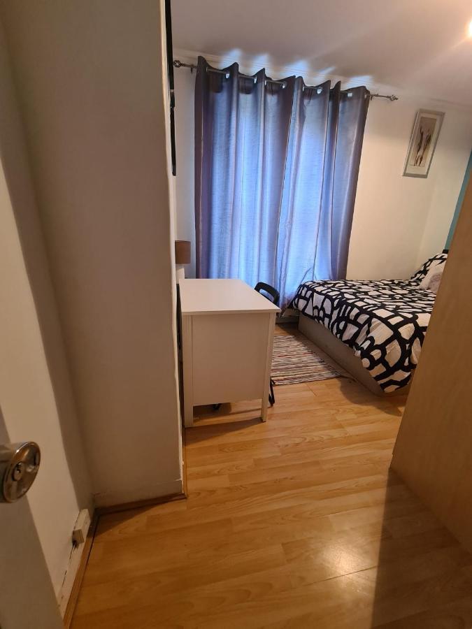 Stunning 3 Bedroom Flat In Stockwell ลอนดอน ภายนอก รูปภาพ