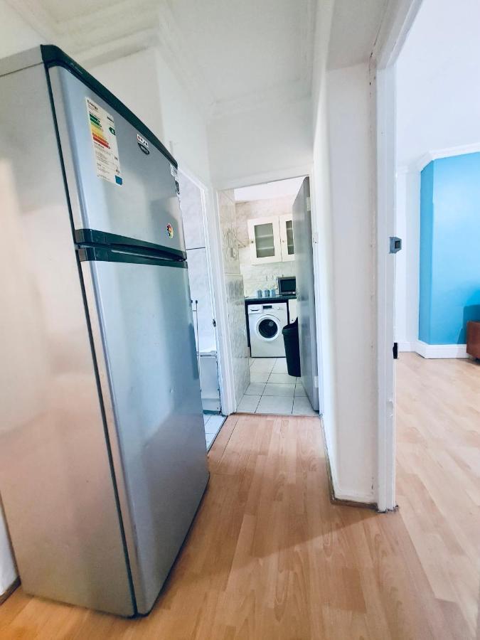 Stunning 3 Bedroom Flat In Stockwell ลอนดอน ภายนอก รูปภาพ